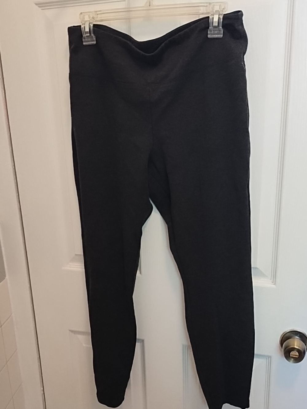 Black Women's  Knit Slim Leg Pants